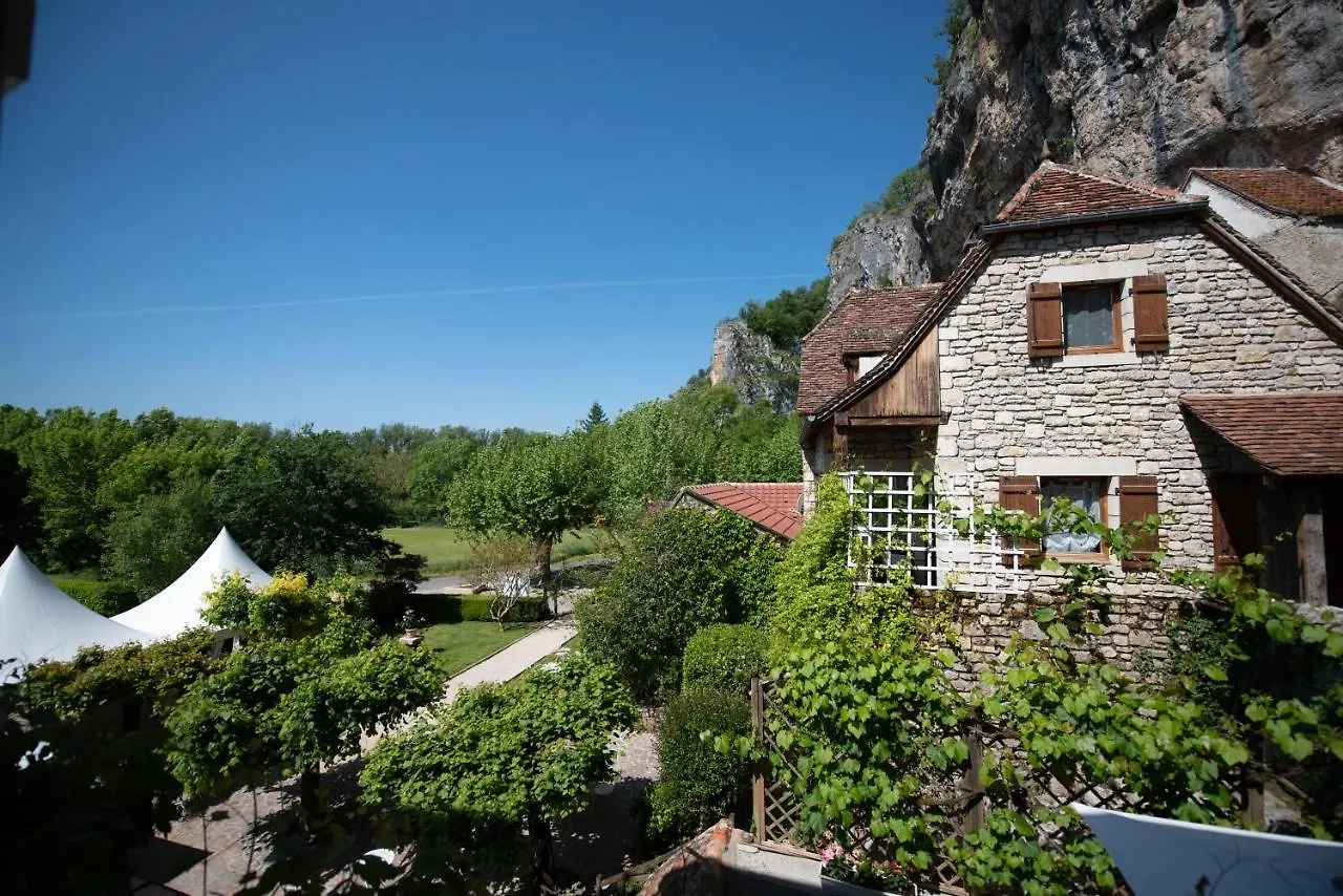 Logis Hotels - Hotel Restaurant Domaine Les Falaises Martel 3*,