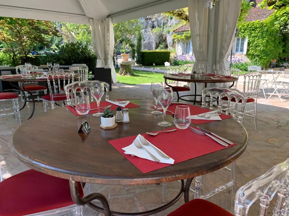 Logis Hotels - Hotel Restaurant Domaine Les Falaises Martel