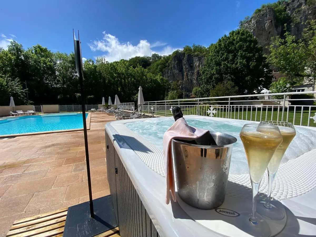 Logis Hotels - Hotel Restaurant Domaine Les Falaises Martel