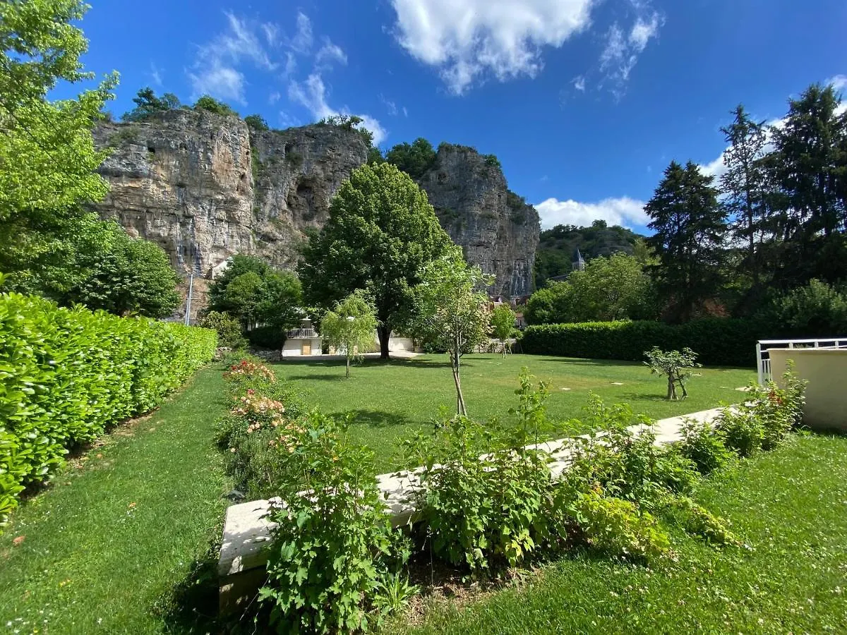 Logis Hotels - Hotel Restaurant Domaine Les Falaises Martel