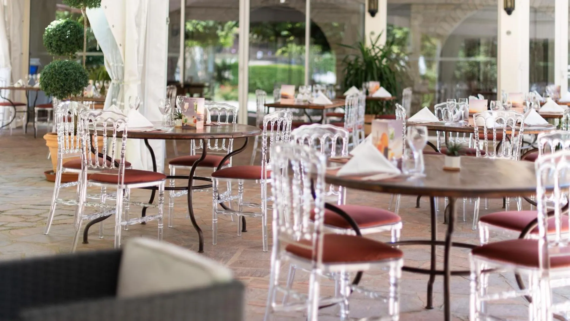 Logis Hotels - Hotel Restaurant Domaine Les Falaises Martel