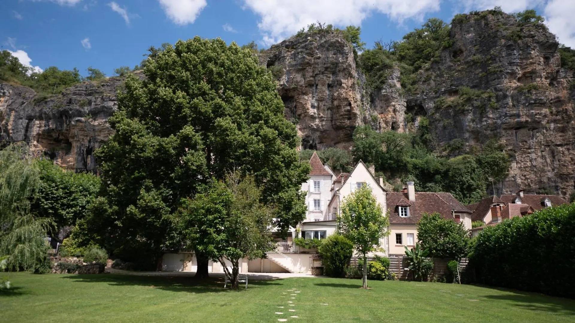 Logis Hotels - Hotel Restaurant Domaine Les Falaises Martel