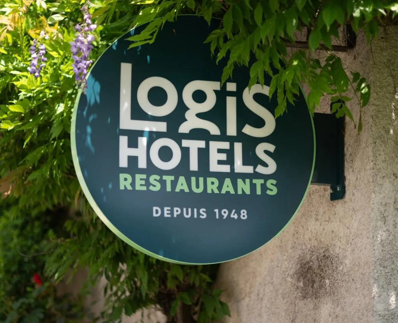 Logis Hotels - Hotel Restaurant Domaine Les Falaises Martel 3*,  France
