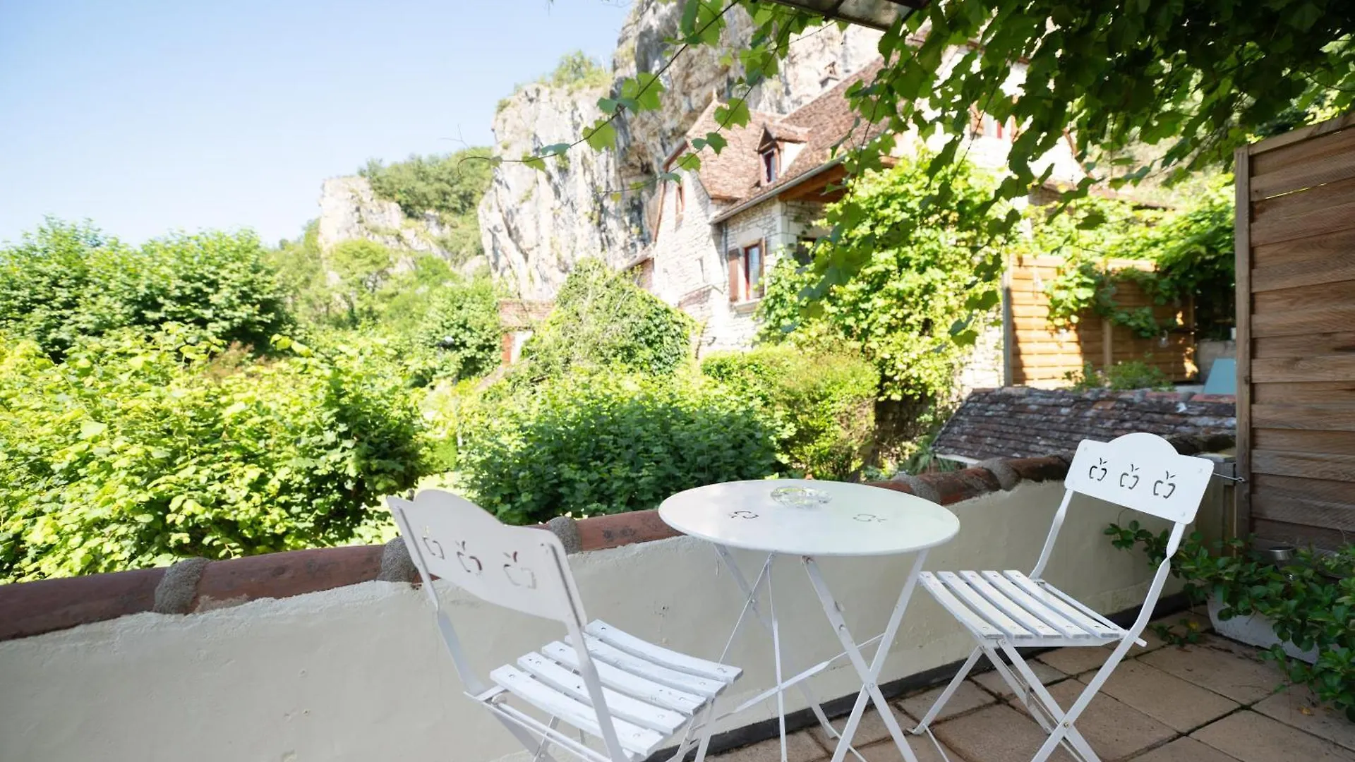 Logis Hotels - Hotel Restaurant Domaine Les Falaises Martel 3*,