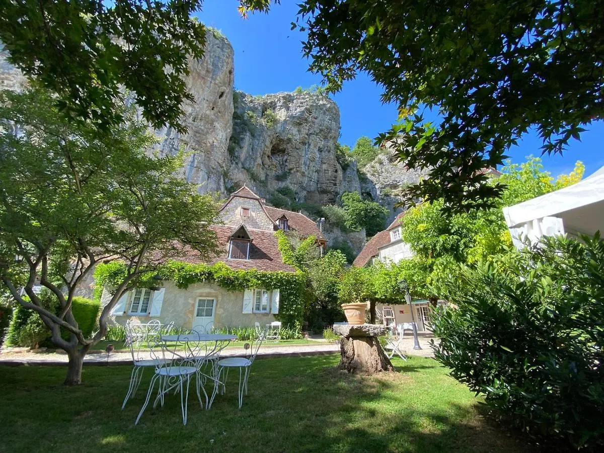 Logis Hotels - Hotel Restaurant Domaine Les Falaises Martel 3*,